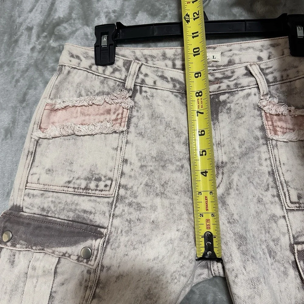 POL Cargo Pocket Pink Detail Light Acid Wash Jeans Womens Sz L Relaxed Fit Boho